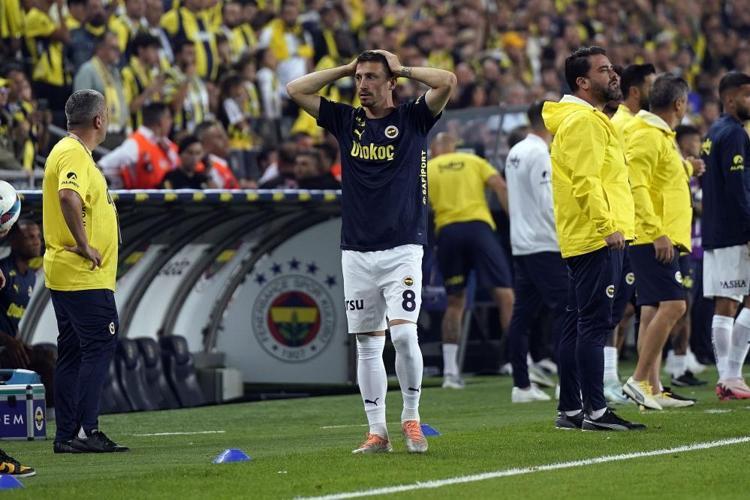 Galatasaray-Fenerbahçe derbisinin hakemi belli oldu İşte derbinin sürpriz VAR hakemi