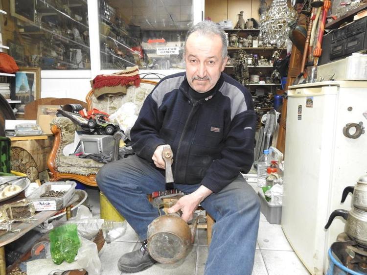 Gaziantepte Mehmet usta 45 yıldır her gün yapıyor, tek bir amacı var