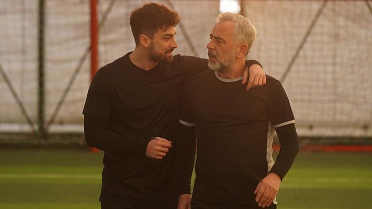 ŞÖHRETİN CAZİBESİ İLE AŞKI ARASINDA
