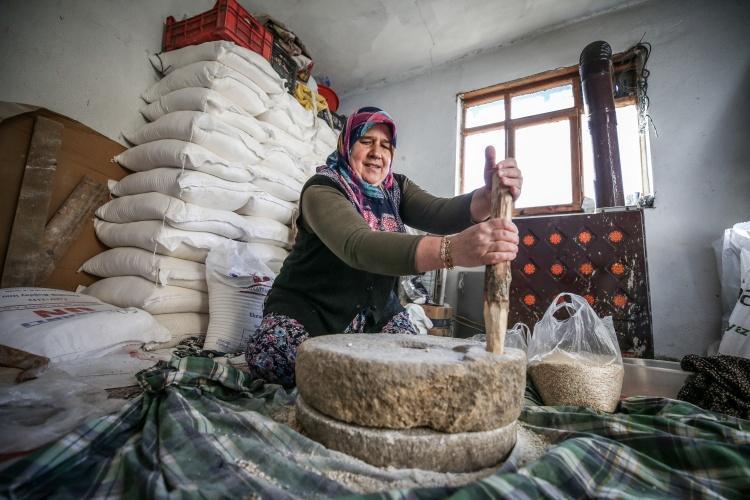7 yüzyıllık geçmişi var Bu köyde asıl işi gençler yapıyor