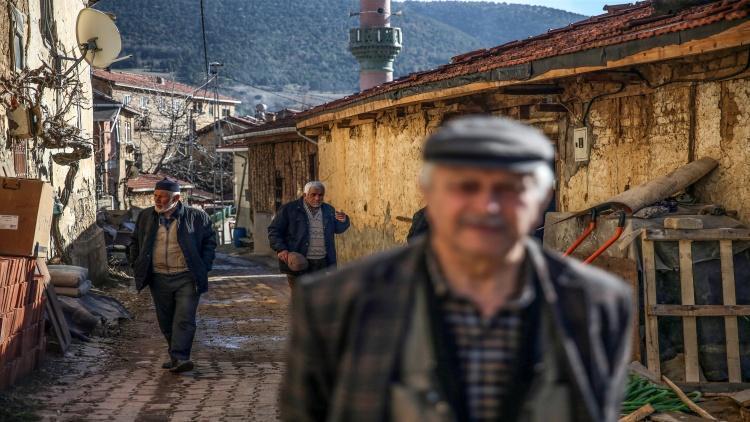 7 yüzyıllık geçmişi var Bu köyde asıl işi gençler yapıyor