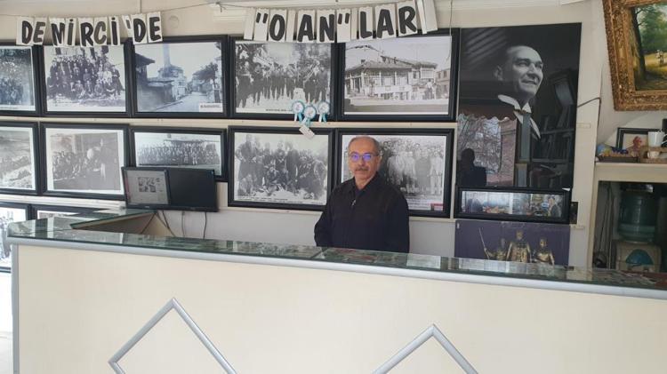 Nostalji ve koleksiyon tutkusu bir arada 40 ülkenin paralarından oluşturduğu koleksiyon yoğun ilgi görüyor