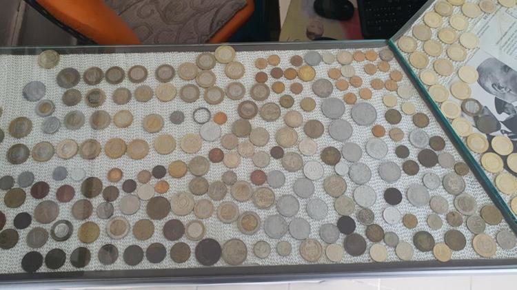 40 ÜLKEDEN KAĞIT VE MADENİ PARA