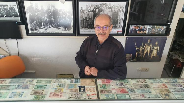 Nostalji ve koleksiyon tutkusu bir arada 40 ülkenin paralarından oluşturduğu koleksiyon yoğun ilgi görüyor