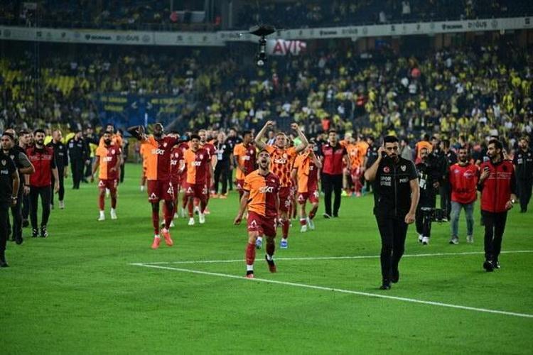 Bugün günlerden derbi GALATASARAY - FENERBAHÇE DERBİSİ ne zaman, saat kaçta Hakem SLAVKO VINCIC kimdir