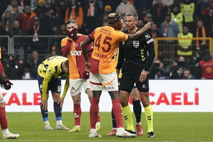 Okan Buruk kendini tutamadı, Mourinhoya fena ayar çekti: Uzun uzun ağladı, devam etsin