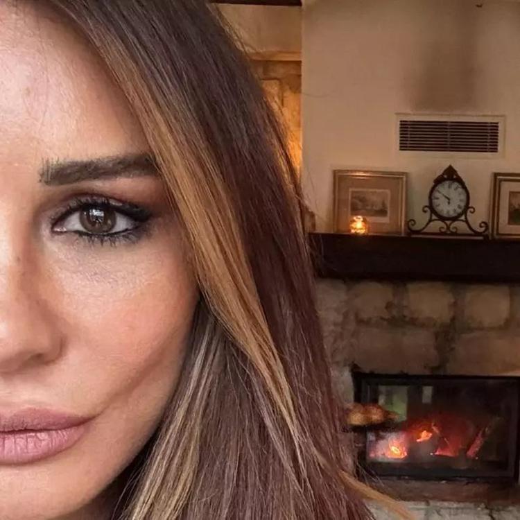 Selen Görgüzelden gizemli erkek arkadaşı ile el ele paylaşım