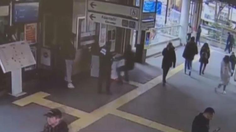 Marmaray istasyonunda Gülhan Karaderiliyi bıçaklayan sanığın duruşmasında mütalaa açıklandı, istenen ceza belli oldu