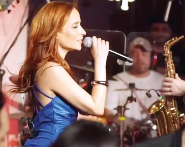 AŞKINA DAVUL ÇALDI