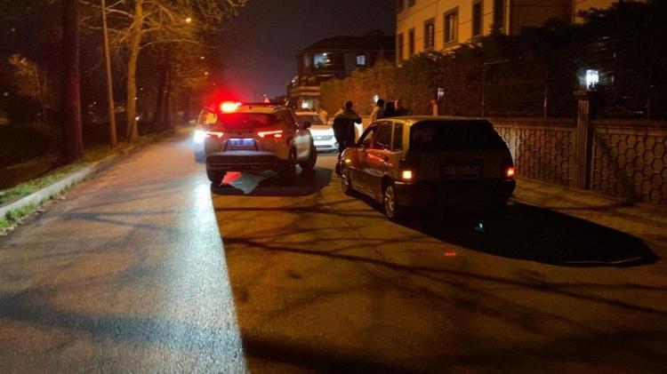 Alkollü sürücü fena dağıttı: Amerikan polisi misiniz