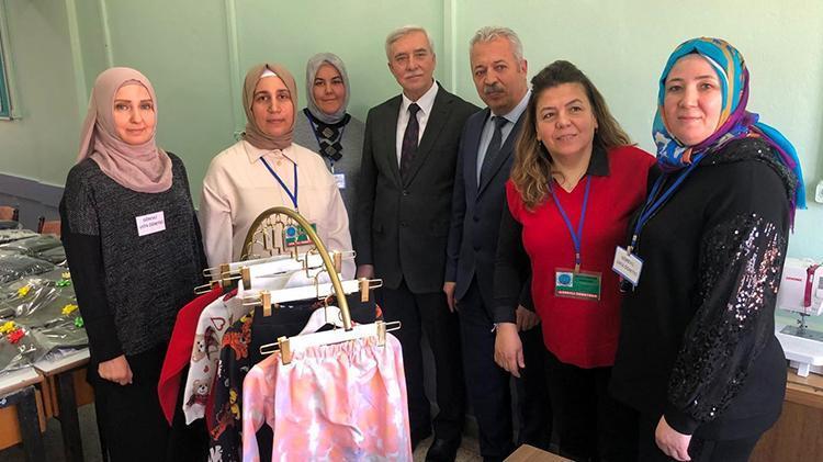 Bursada örnek proje İhtiyaç sahibi çocukların bayramlıkları hazırlanıyor