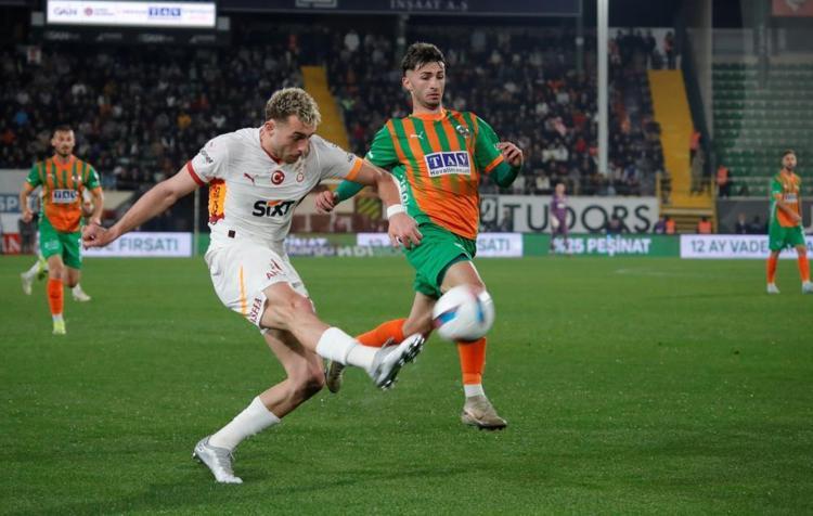 Dries Mertens gerçeği kriz çıkartır Okan Buruk yüzüne bile bakmıyor, işte nedeni