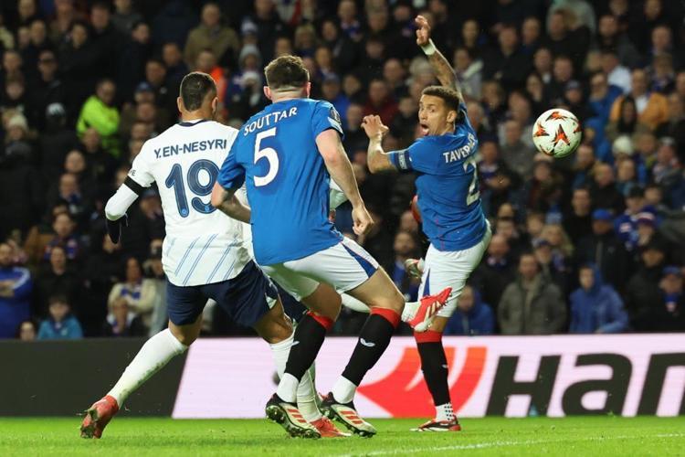 IBROX, KASIRGAYA YAKALANMIŞ GİBİ TİTRİYORDU | DAILY RECORD (İSKOÇYA)