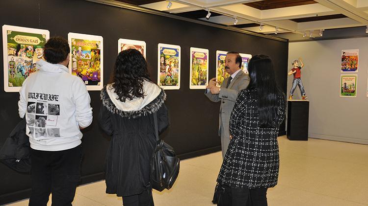 Türk kahramanlarını çizdiği karikatürlerle canlandırdı Eskişehirli sanatçı Bahattin Atak çizgi romanlarıyla tarihe ışık tutuyor