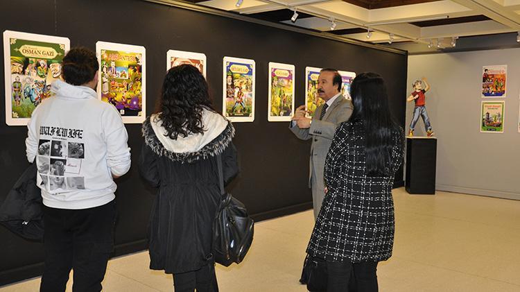 Türk kahramanlarını çizdiği karikatürlerle canlandırdı Eskişehirli sanatçı Bahattin Atak çizgi romanlarıyla tarihe ışık tutuyor