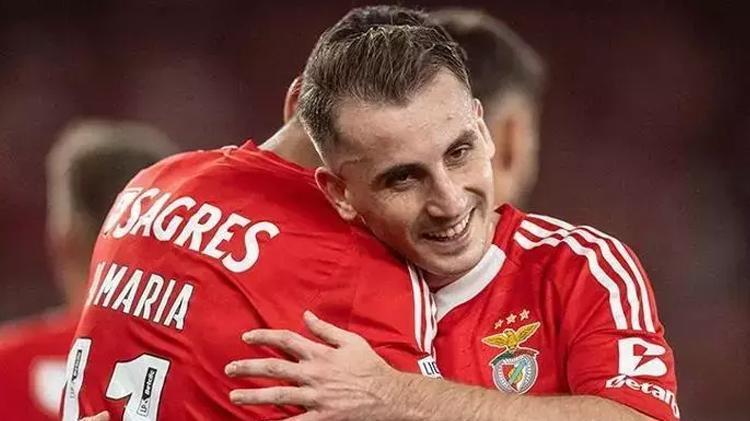 Kerem Aktürkoğlu şaşkına çevirdi Gol atamayınca topa tuttular