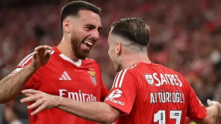Kerem Aktürkoğlu şaşkına çevirdi Gol atamayınca topa tuttular