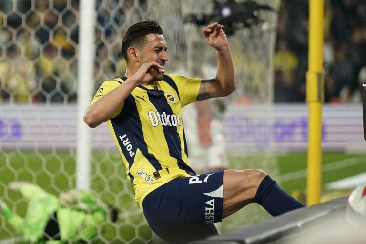 Fenerbahçeyi yıkan tablo Bunu bir türlü yapamıyor, sadece Arda Turan ve Solskjaer kaldı
