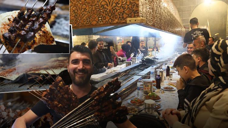 İftardan sahura her vakit tüketiliyor Ramazan geldi Diyarbakırda ciğere talep arttı