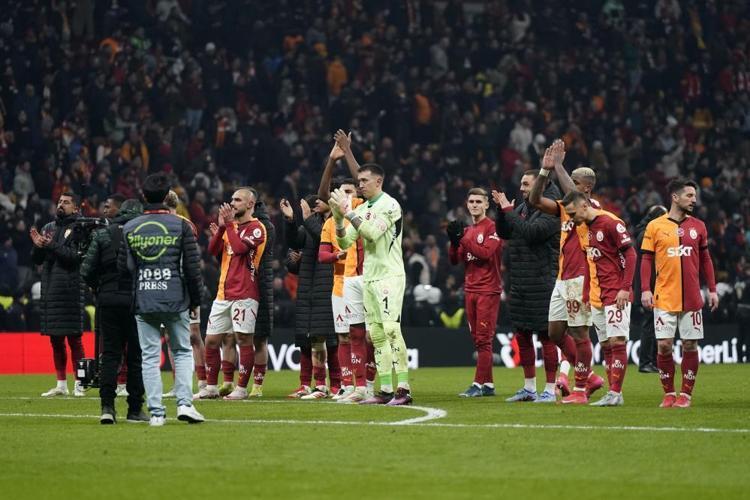 Fernando Muslera dönemi bitti Galatasarayın yeni kalecisi Süper Lig devinin yıldızı olacak