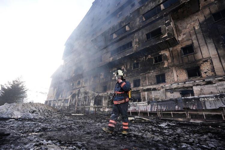 Kartalkayadaki Grand Kartal Otel yangınına ilişkin bilirkişi raporu hazırlandı