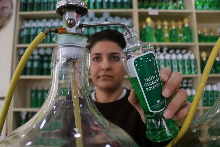 Dede mirasını ürettikleri kolonyalarla geleceğe taşıyorlar