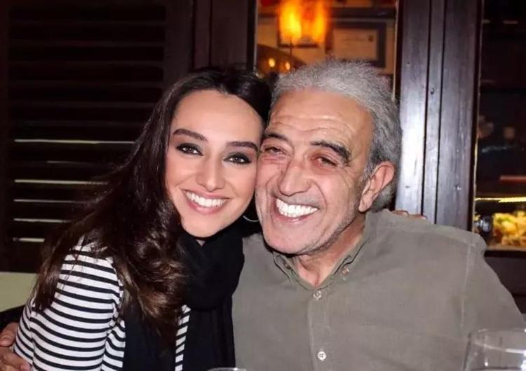 Edip Akbayramın kızı Türkü Akbayramdan örnek hareket