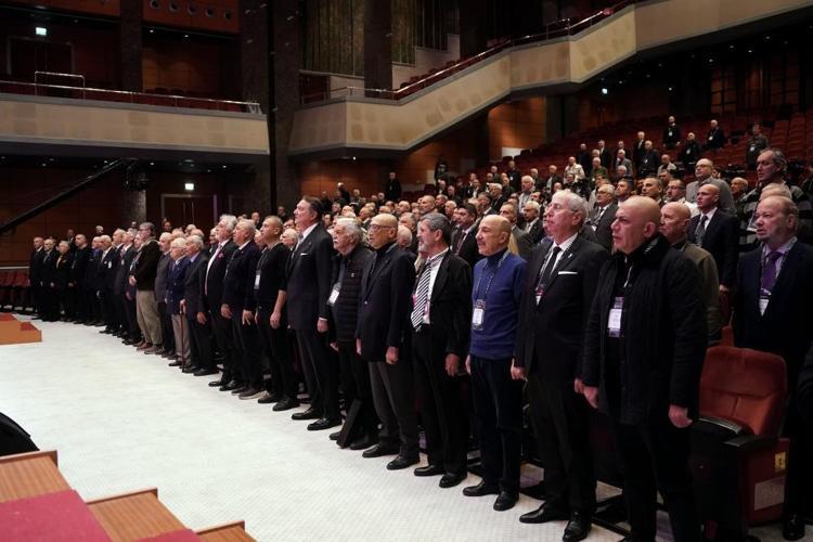 Beşiktaşta kriz Hasan Arat geldi, ortalık karıştı: Utanmaz adam, terbiyesiz