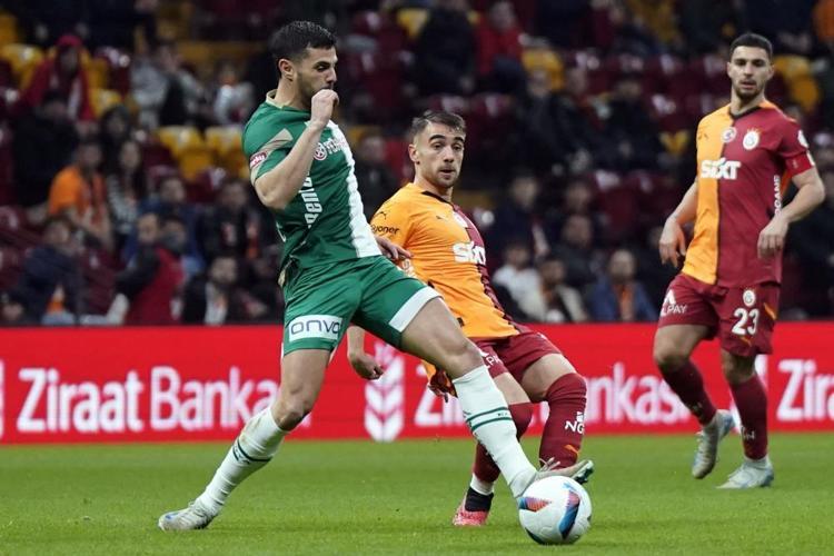 Kevin De Bruyne yetmedi, Granit Xhaka bombası Transfer müjdesi: Galatasarayın maçlarını izlemeye başladı