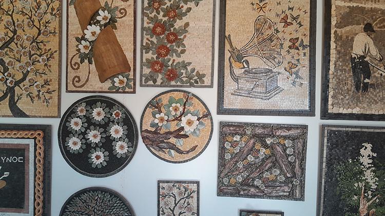 Depremin acısını taşlara yansıtıyor: Hataylı mozaik ustası felaketin izlerini sanatıyla silmeye çalışıyor