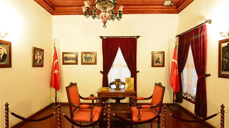 Atatürkün Kırk asırlık Türk yurdu sözü Adanada bu evde yaşıyor