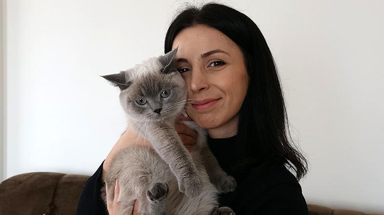 Kayıp kedi Badem bulundu, ailesi altınla ödüllendirdi