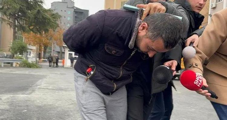 Cesedi poşetin içerisine taş koyup suya bıraktım orada duasını yaptım