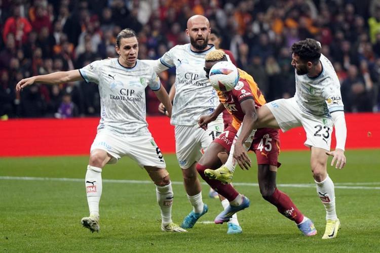 Galatasaray-Bodrum maçına damga vuran karar Eski hakem açıkladı: Skandal, sezonun en büyük hatalarından