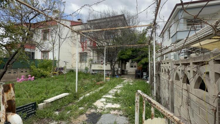 Elazığda çöp ev alarmı İhbarı yapılan adres emekli pilota ait çıktı