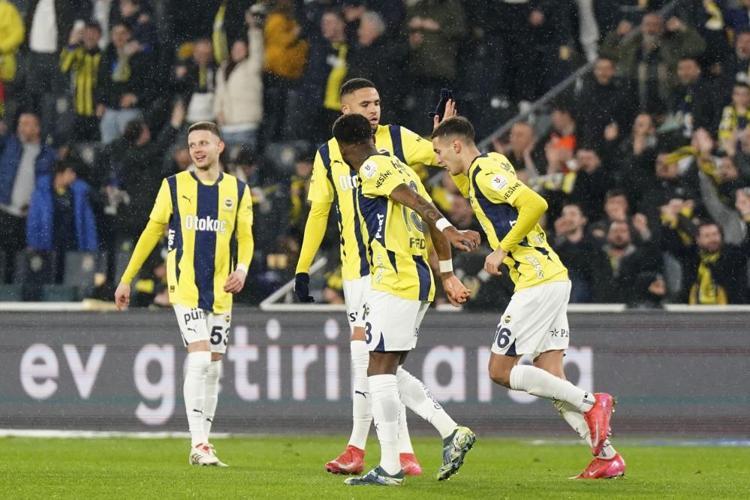 Vitor Pereira, Fenerbahçelileri çıldırtacak Fenerbahçenin yıldızını istedi: Bunun adı ihanet