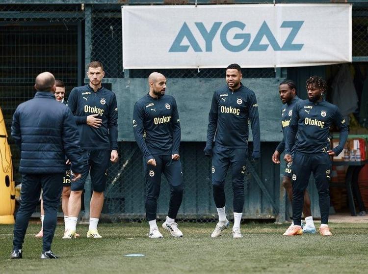 Fenerbahçede hataya yer yok Mourinhonun Kayserispor maçı 11i