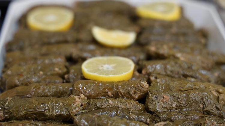 Hiç çalışmadan kendi işinin patronu oldu Biriktirdiği parayla aldığı bileziği sermaye yaptı