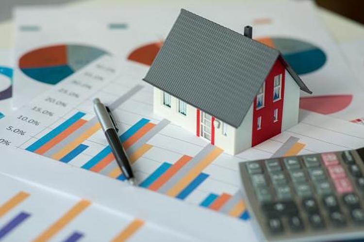 ‘DOLAR, EURO VE BORSA DA KAYBETTİRDİ’