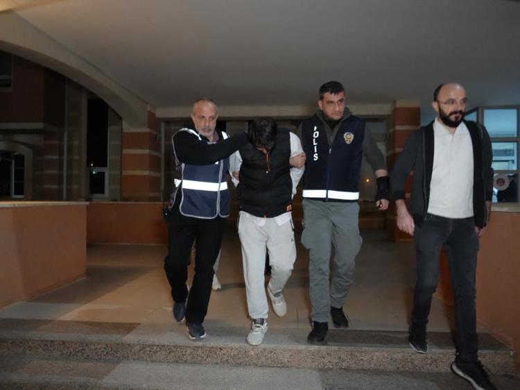 Hamile eşini öldürüp cesediyle 10 gün yaşadı Cani tutuklandı