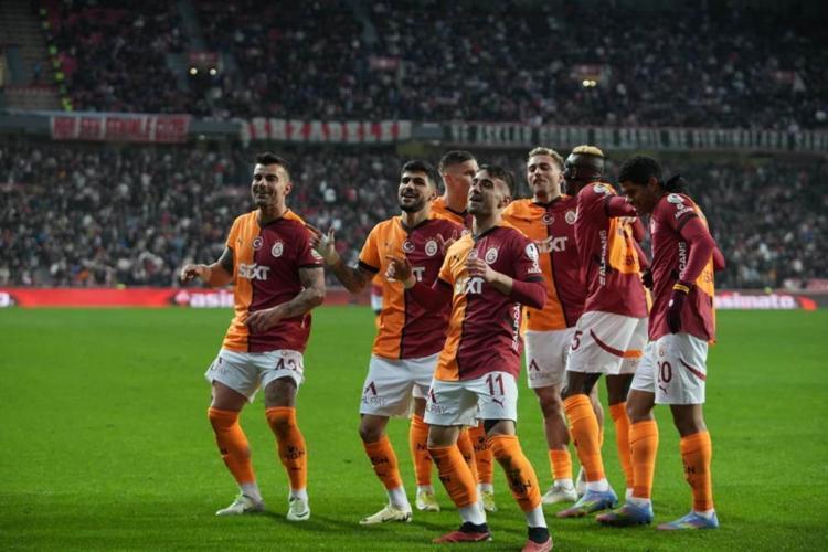 Dursuk Özbekten Okan Buruka şampiyonluk hediyesi Barcelonanın yıldızı imzaya geliyor