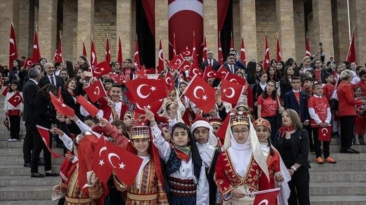 EN GÜZEL 23 NİSAN ULUSAL EGEMENLİK VE ÇOCUK BAYRAMI MESAJLARI