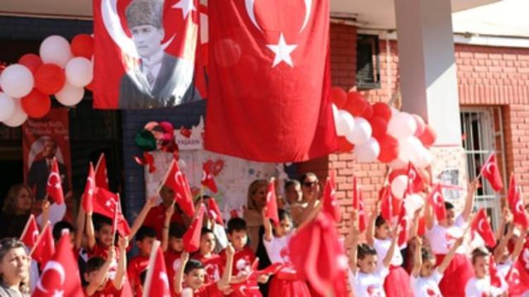 23 Nisan 2025: En güzel 23 Nisan bayram mesajları kısa uzun resimli Atatürk görselli | Ulusal Egemenlik Sözleri