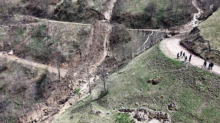 HEYELAN DEREYE DOĞRU AKMAYA DEVAM EDİYOR