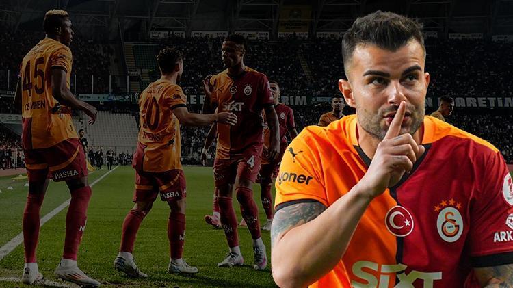Galatasaraya 3 kupa müjdesini verip ekledi: Valla sinirlendirir insanı, Abdülkerim Bardakcı bu hareketi hak etmiyor
