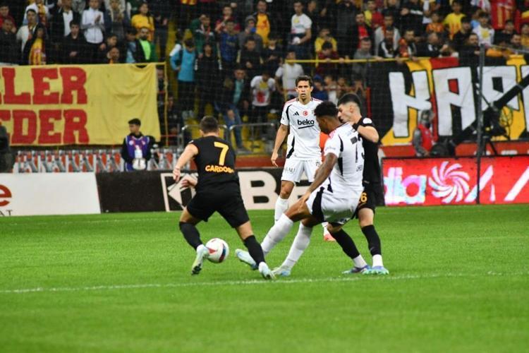 Rafa Silva için bomba transfer kararı Serdal Adalı kestirip attı