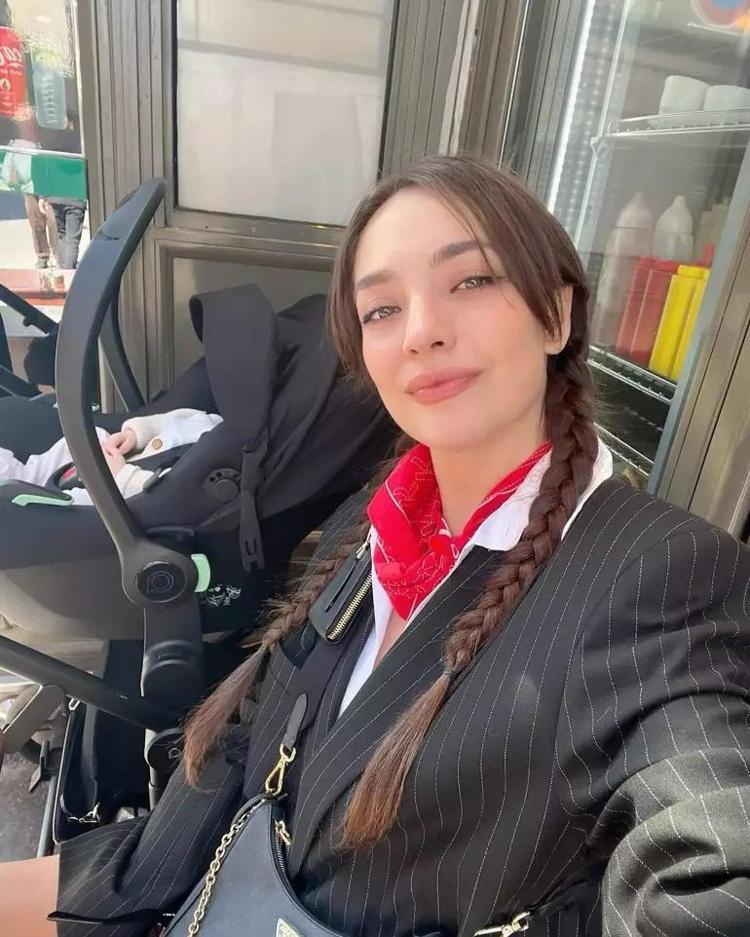 Ünlü çift Pariste Bebeklerini alıp oraya koştular