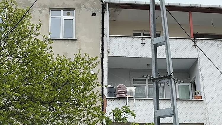 Şeritler çekildi binalar mühürlendi Depremin şiddeti gün yüzüne çıkıyor