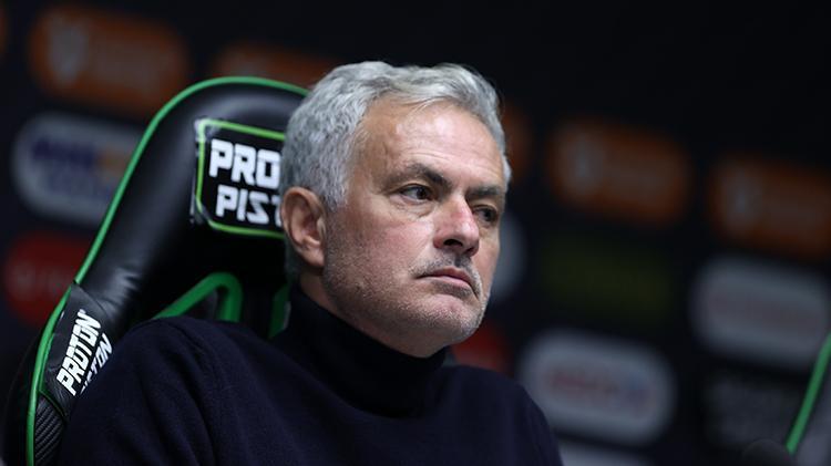 Mourinhoya güle güle Fenerbahçede ayrılıyor Yeni takımını açıkladılar, Ronaldo sürprizi ortaya çıktı