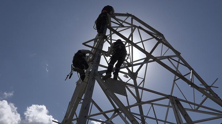 Şırnak ve Hakkari arasında dev proje 1 milyar lira bölgeye enerji getirecek